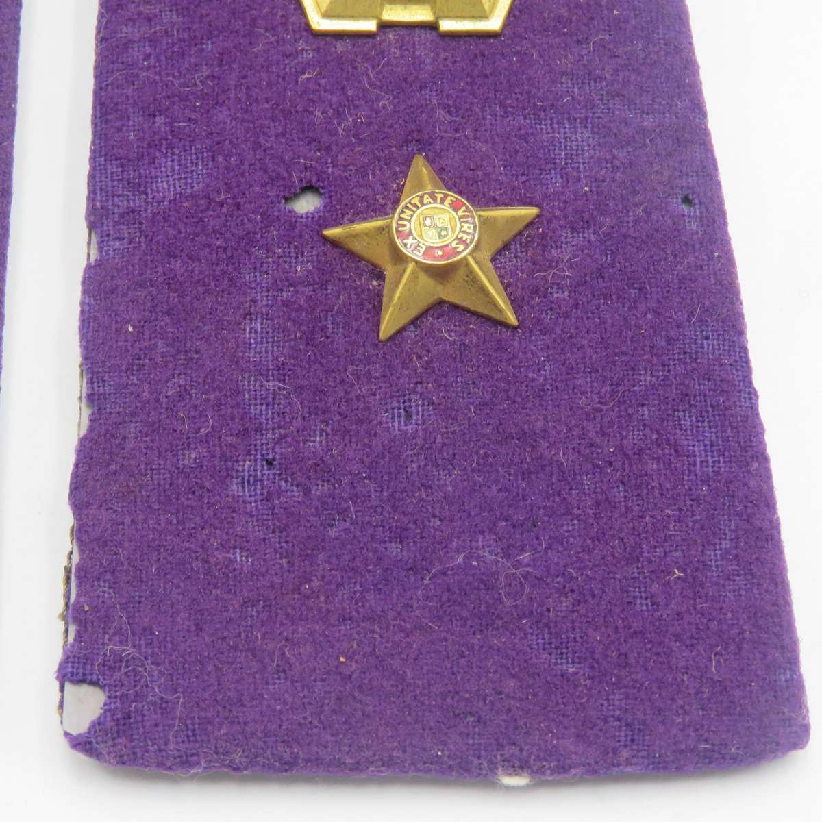 Pair of SADF commandant Chaplain rank epaulettes - minor cloth damage