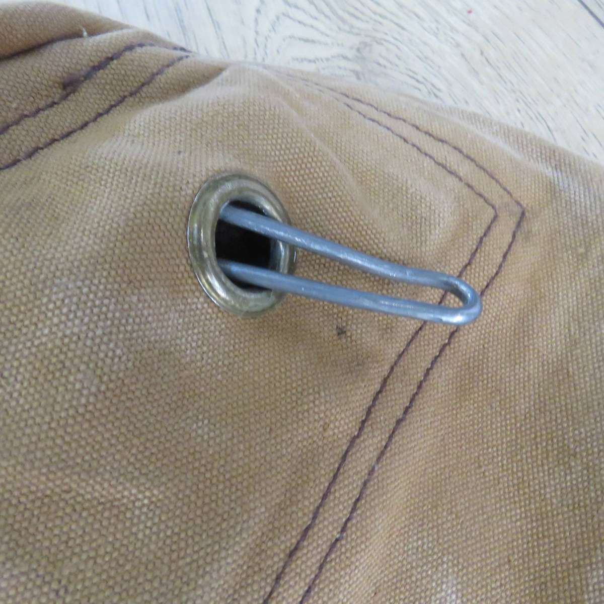 SA Army duffle bag ( balsak ) with zip closer