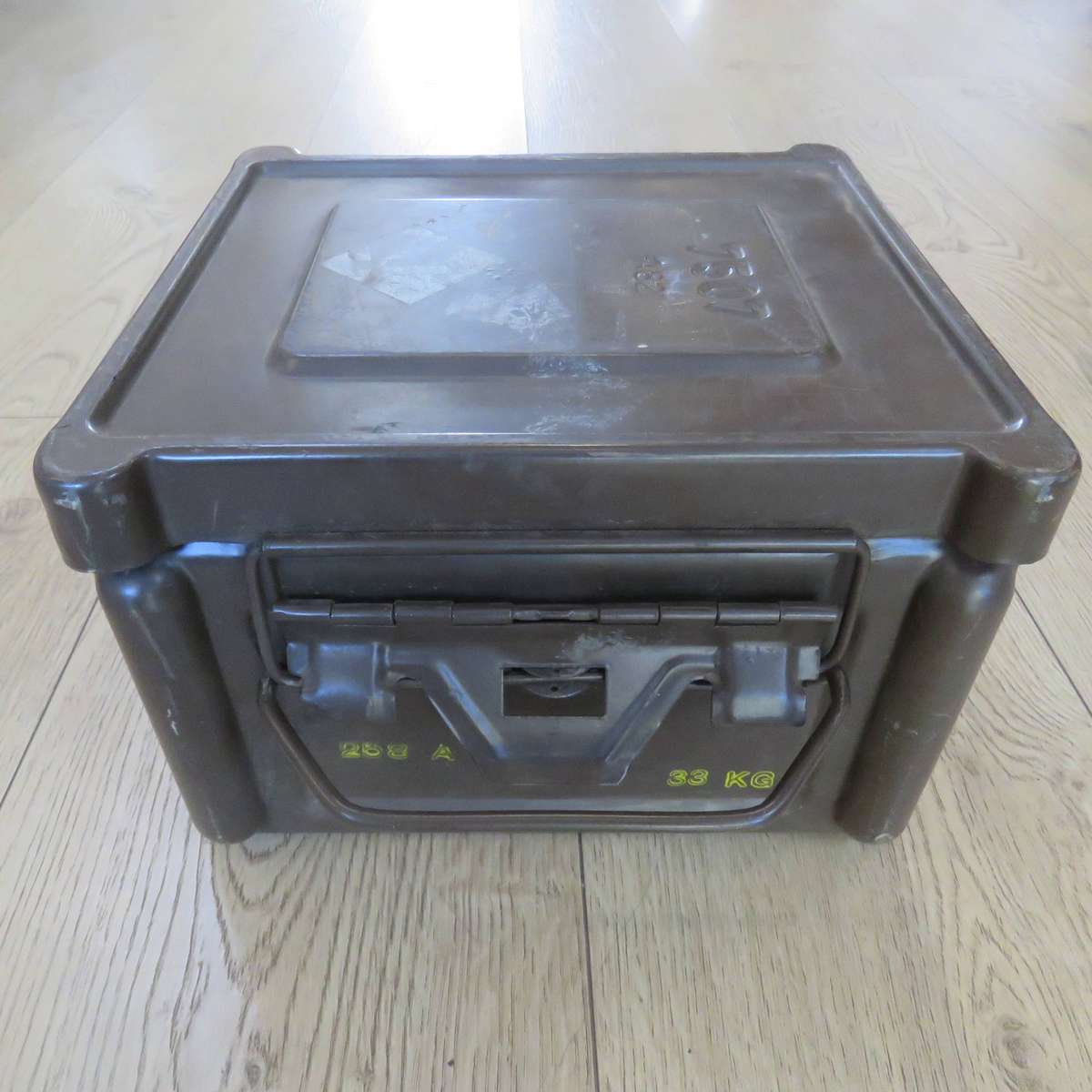 Small SA Army metal ammo case - 2400 Round 9x19mm Ball R1M2