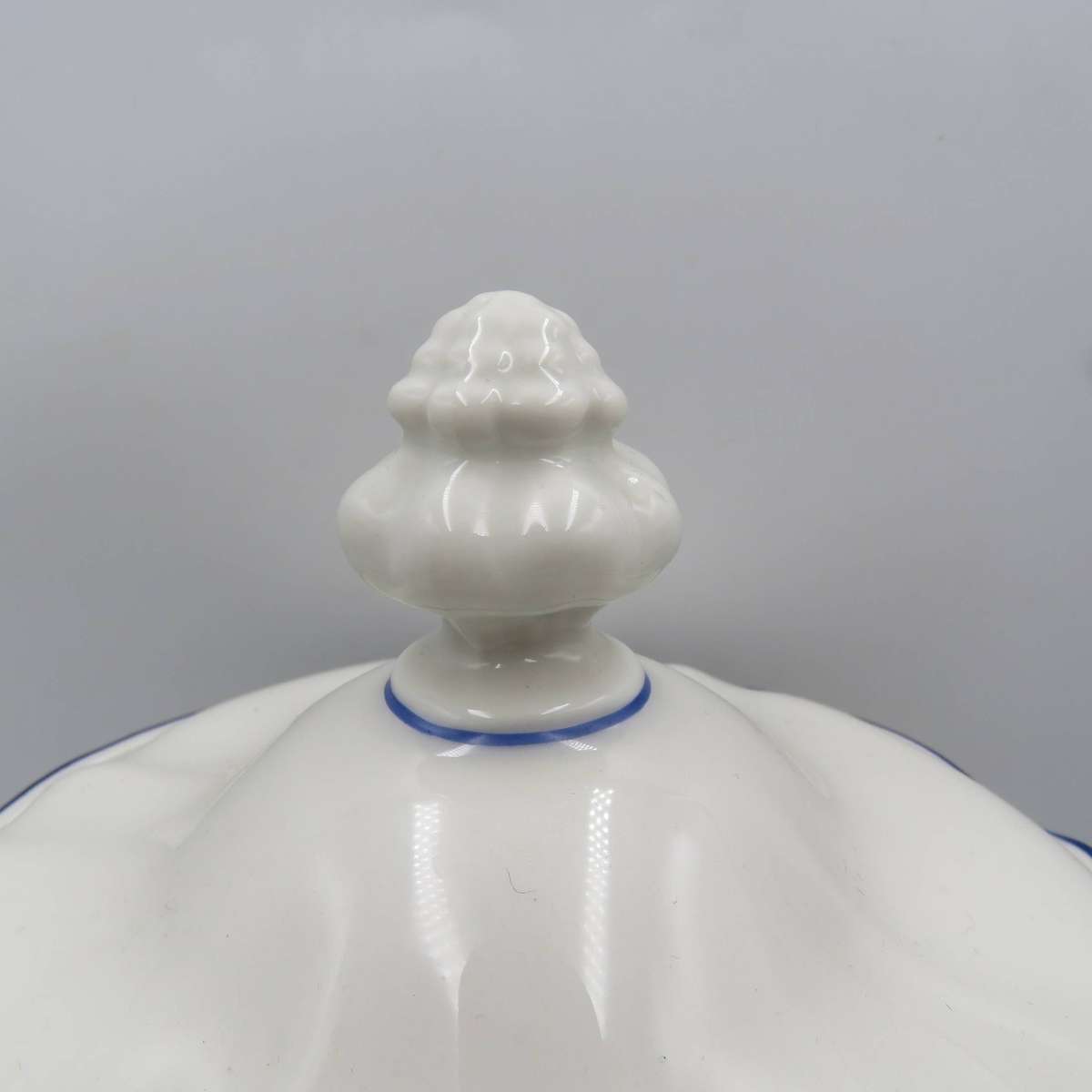 Vintage Paarl Rock Brandy porcelain ice bucket with lid