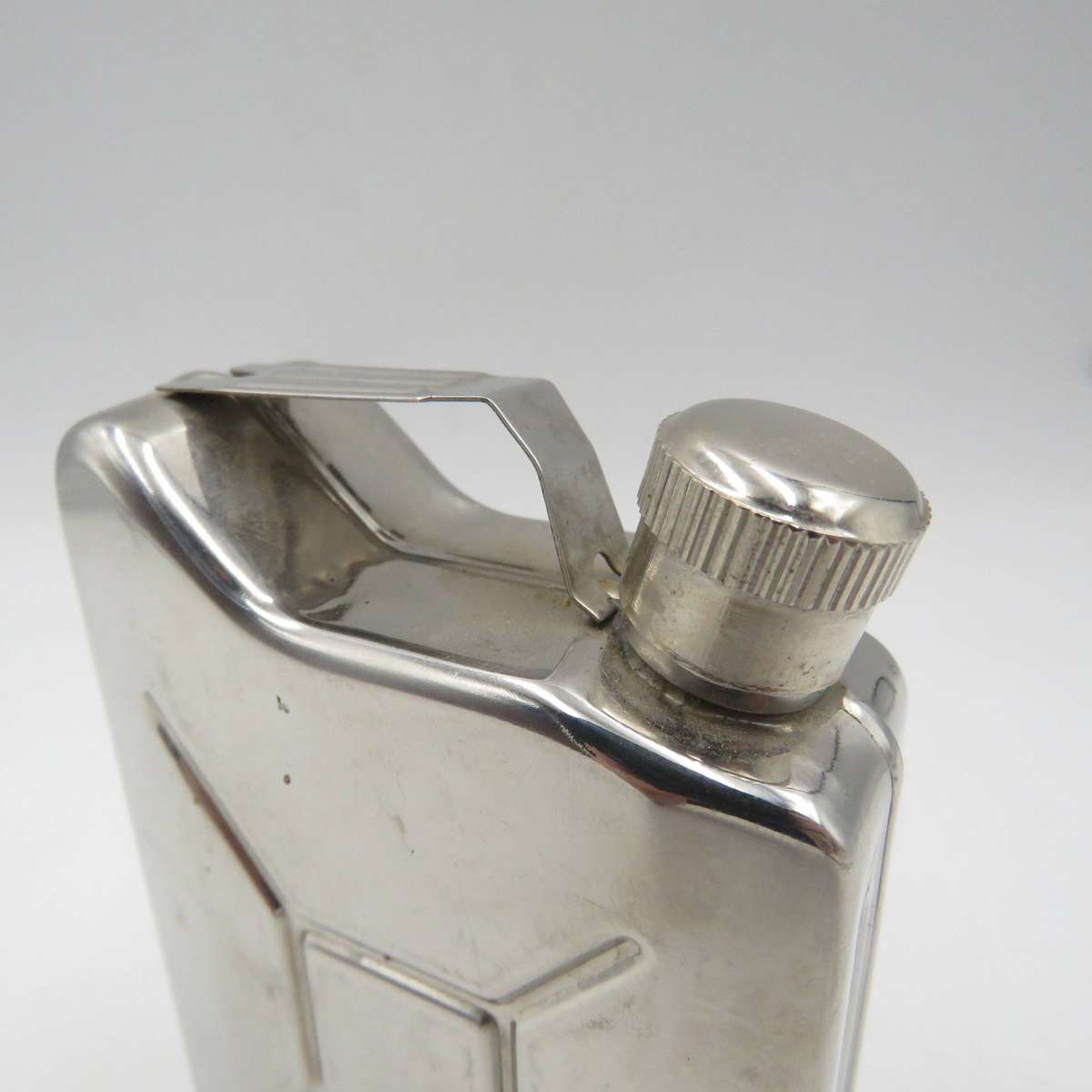 Jerry can shaped pocket hip flask for liquor