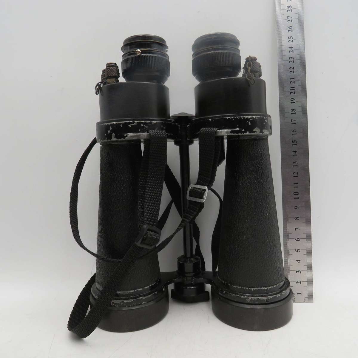 WW2 Bar and Stroud 7x50 CF42 Naval binoculars - very good condition in case - Serial 81011