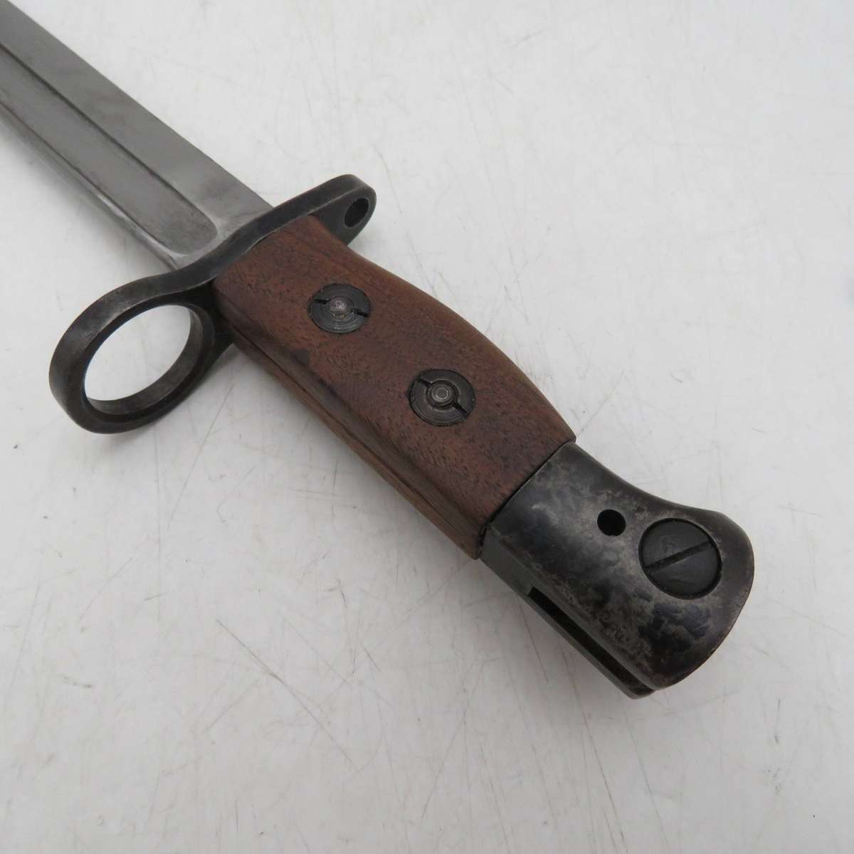 Wilkinson No.5 Mk1 .303 jungle carbine bayonet with sheath