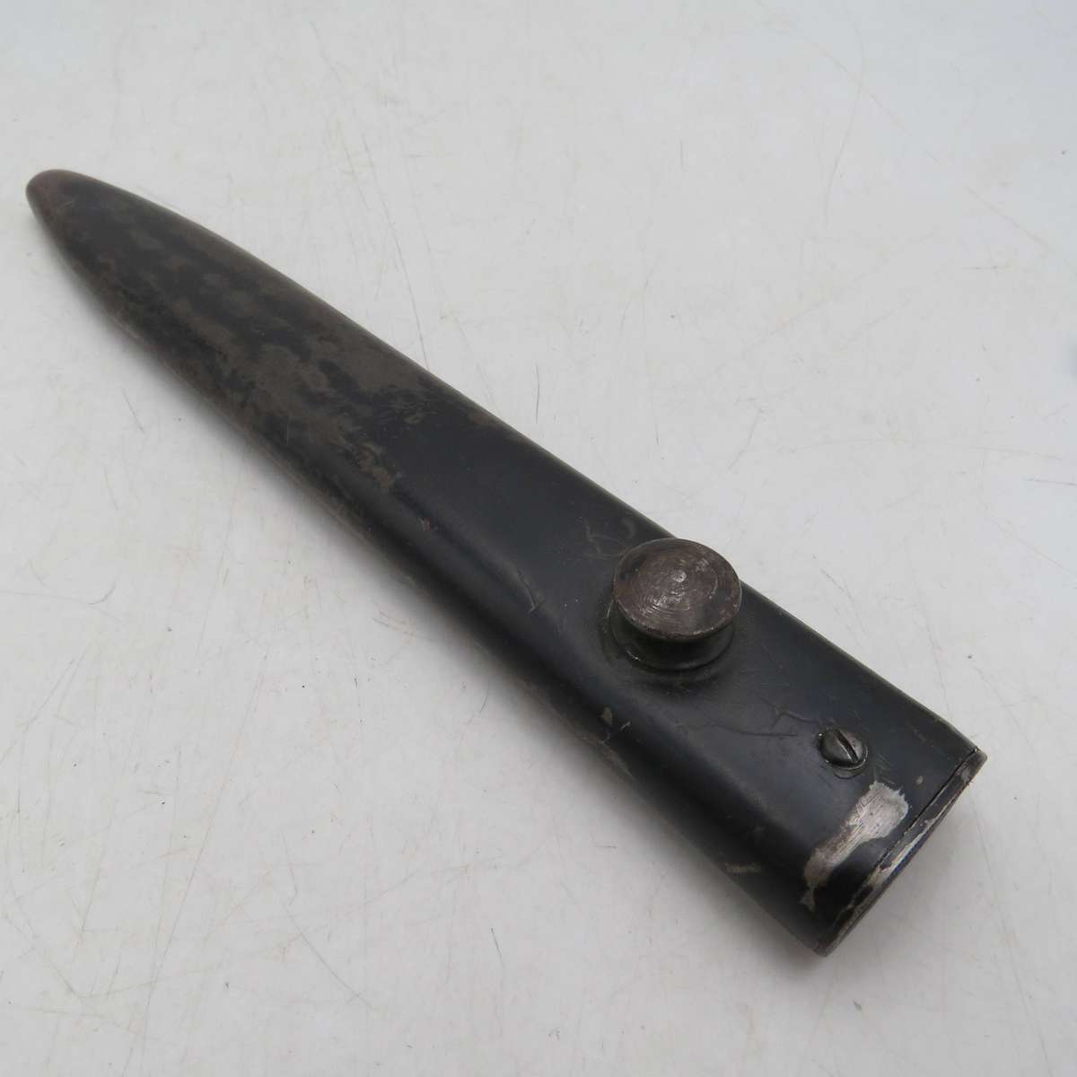 Wilkinson No.5 Mk1 .303 jungle carbine bayonet with sheath