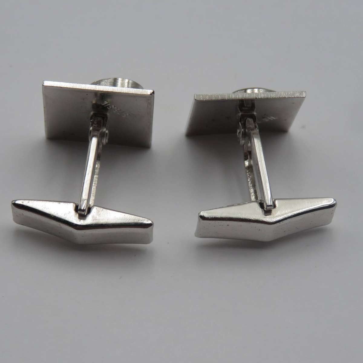 Vintage Sterling silver cufflinks with doublet opals - weighs 9,5g