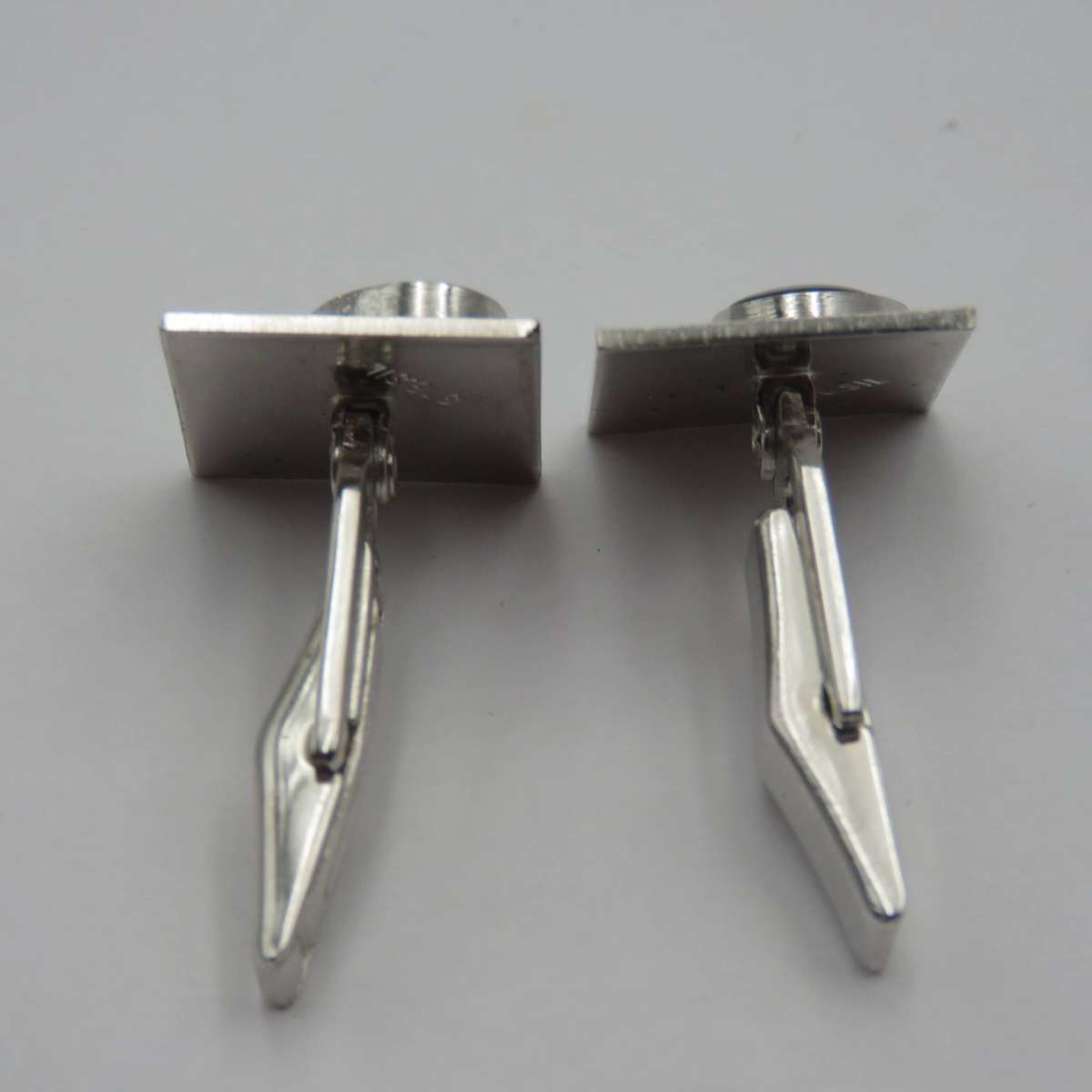 Vintage Sterling silver cufflinks with doublet opals - weighs 9,5g