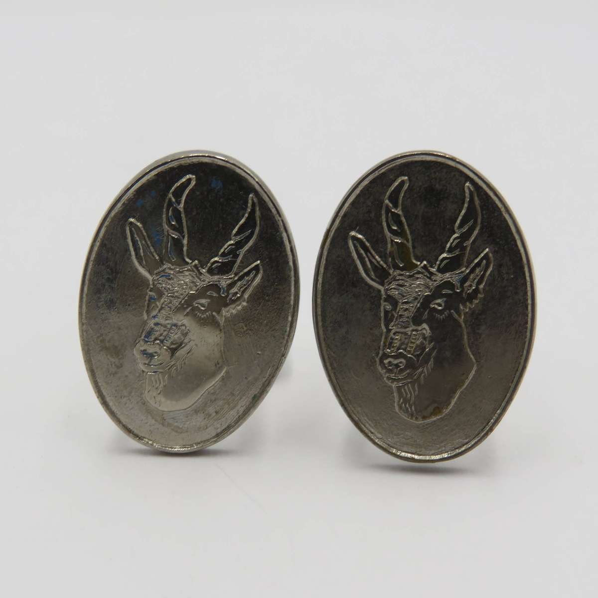 Pair of cufflinks with Eland Antelope
