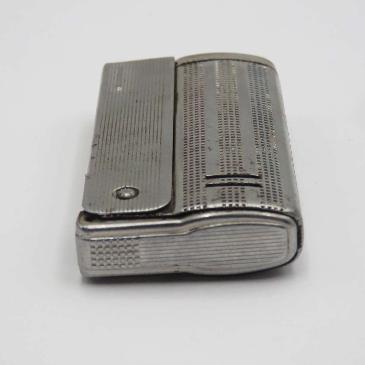Vintage Imco Streamline pocket fuel lighter - working