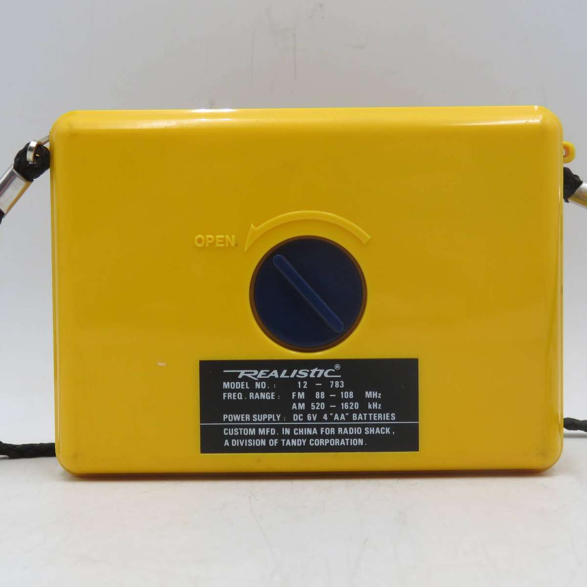 Realistic All-Weather AM/FM portable radio - working