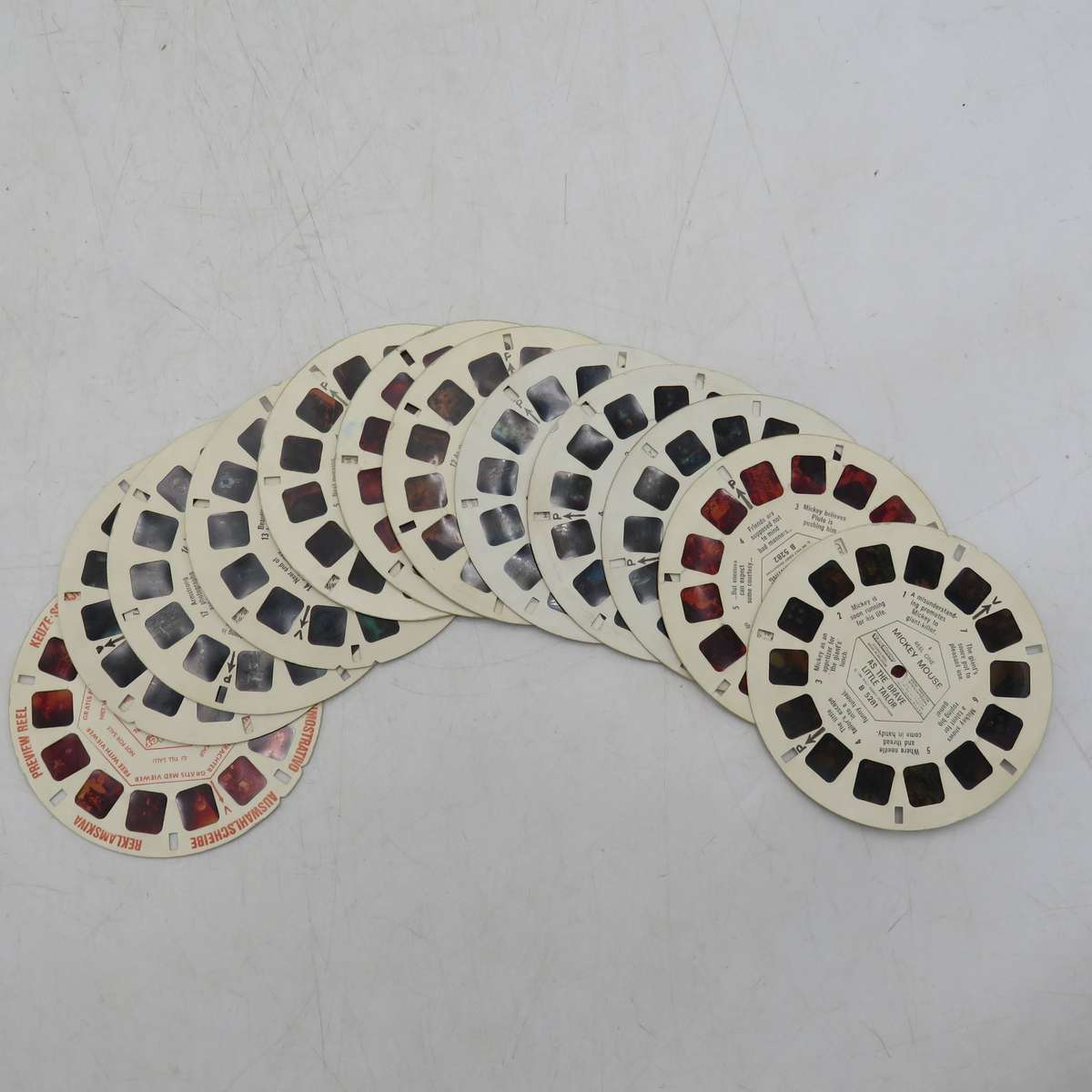 Vintage 3D View-master viewer with reels
