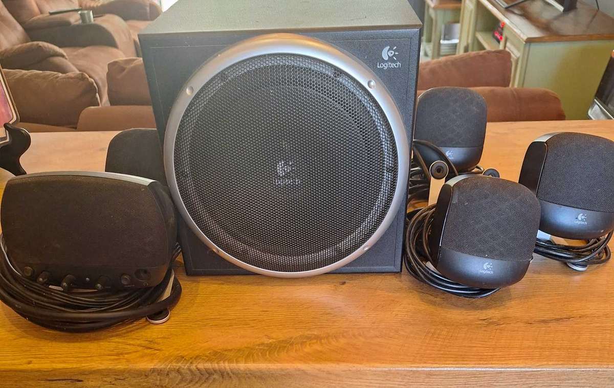 Logitech Z-640 5.1 Gaming Speakers.