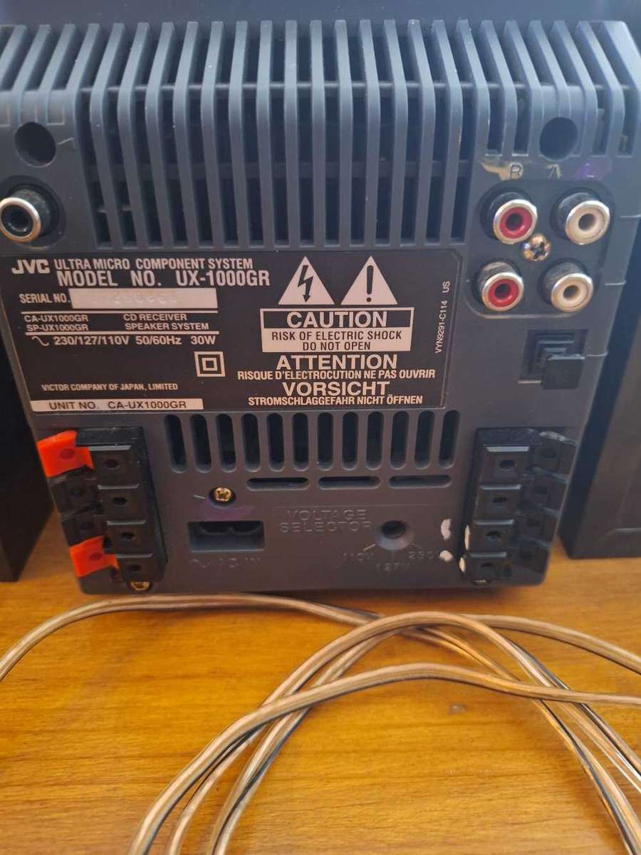 JVC ultra Micro UX-1000.