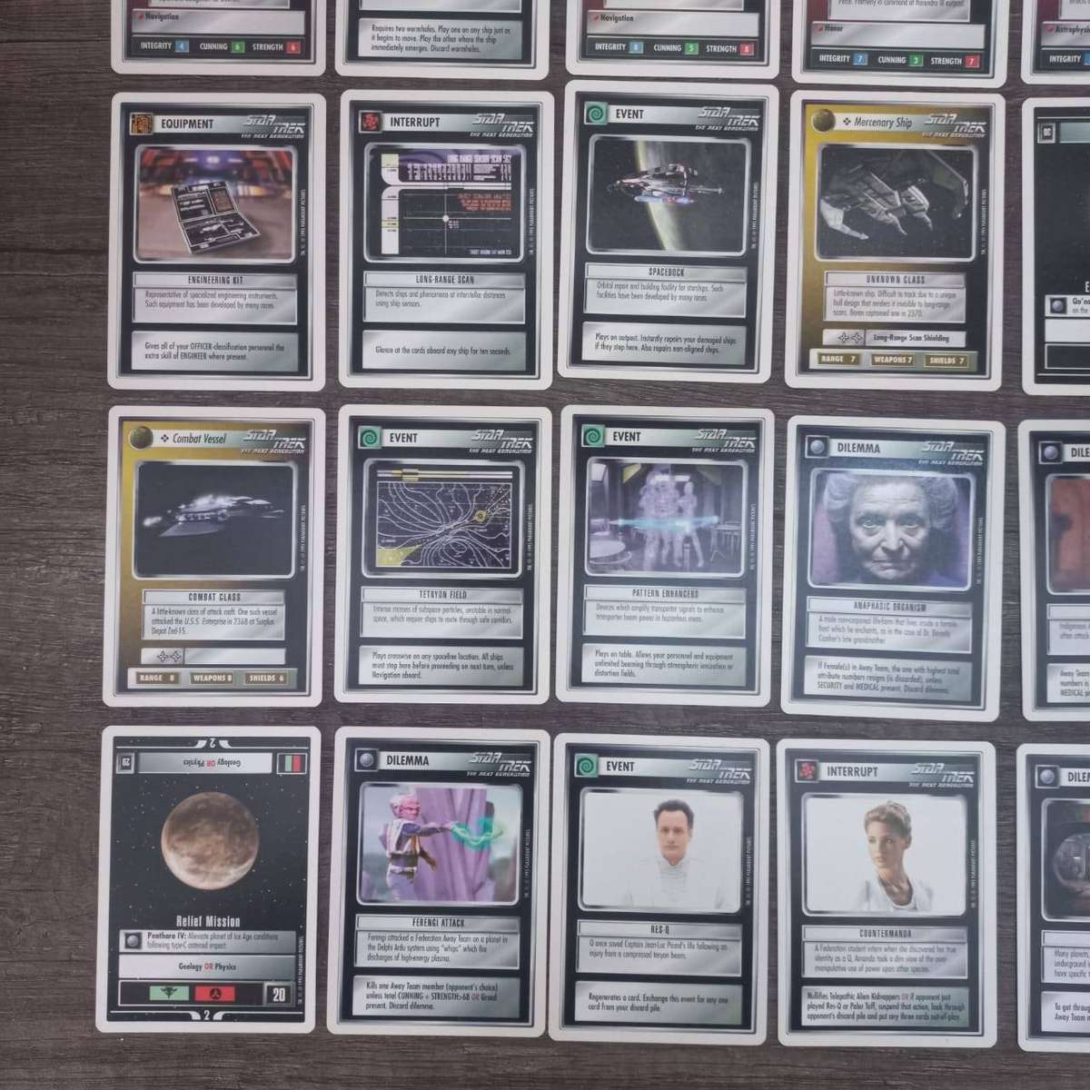 Star Trek CCG 1st Edition 40Pcs Card Pack