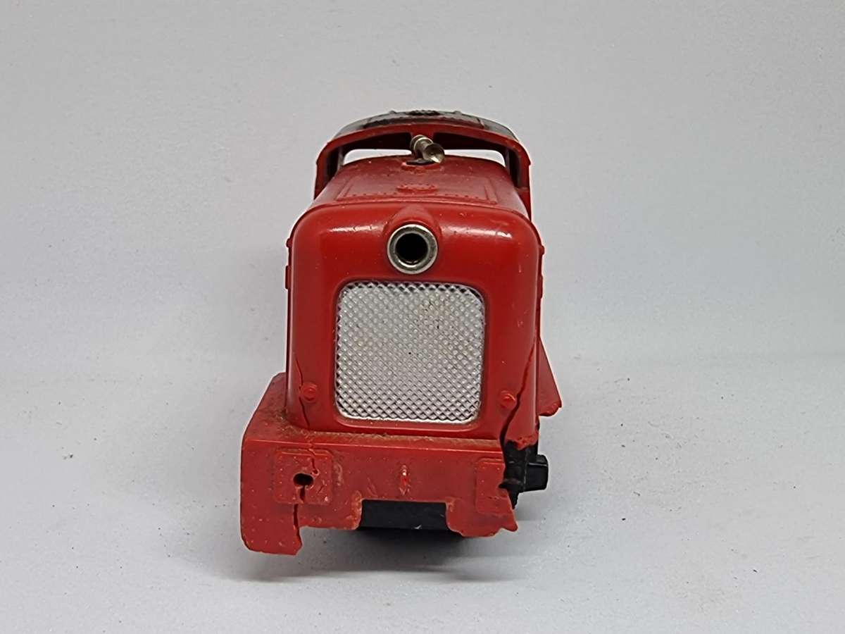 Vintage Triang Red Diesel Shunter Locomotive