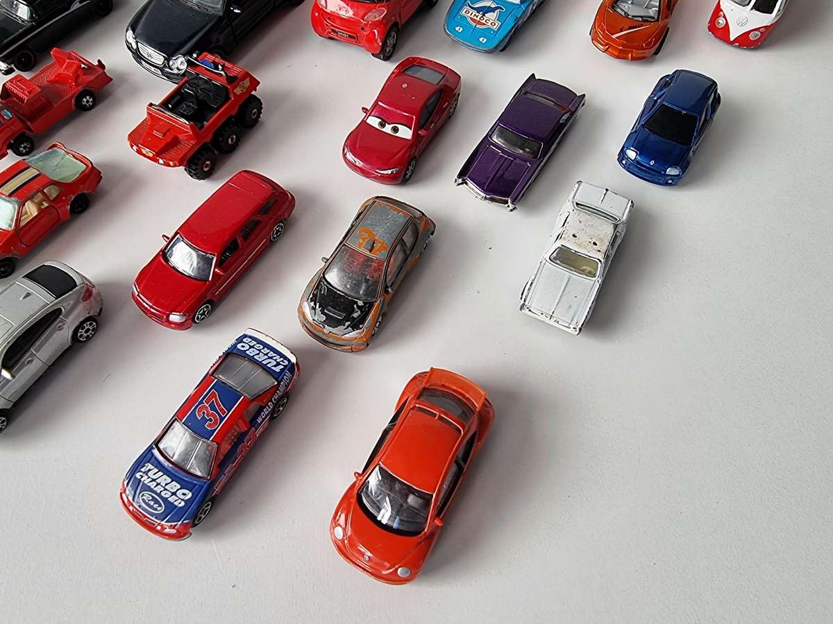 Mixed Lot of Die Cast Cars