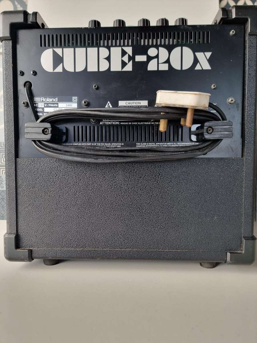 Roland Cube 20x