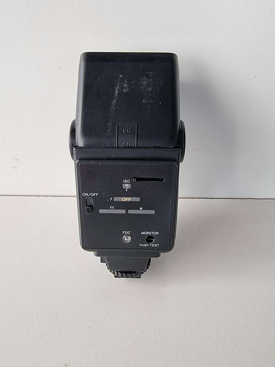 Minolta Auto 220x Flash Unit