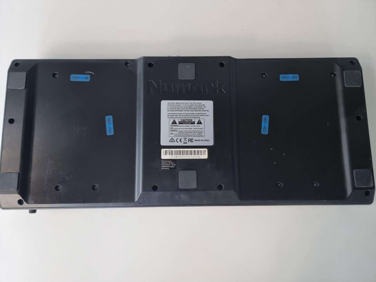 Numark Mixtrack Pro3 DJ Controller