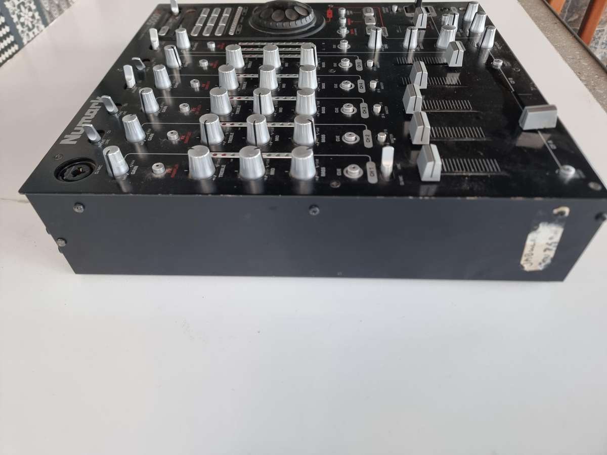 Numark 5000FX DJ Mixer