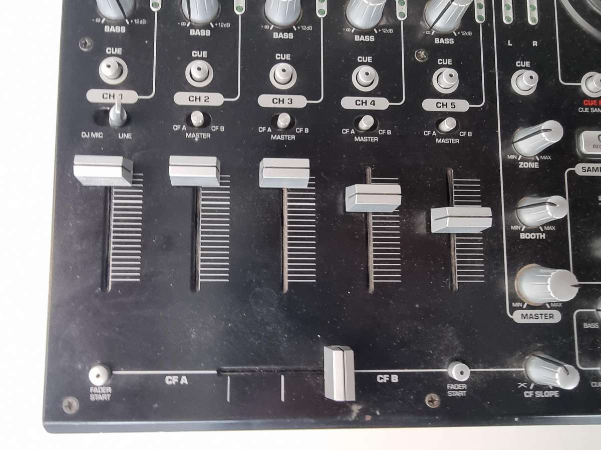 Numark 5000FX DJ Mixer