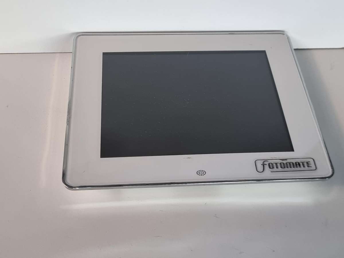 7" Digital Photo Frame