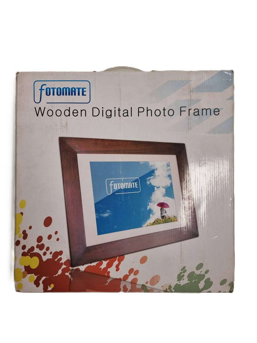 15" Digital Phot Frame - Wood Frame