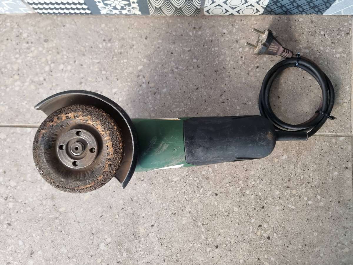 Ryobi 115mm Angle Grinder