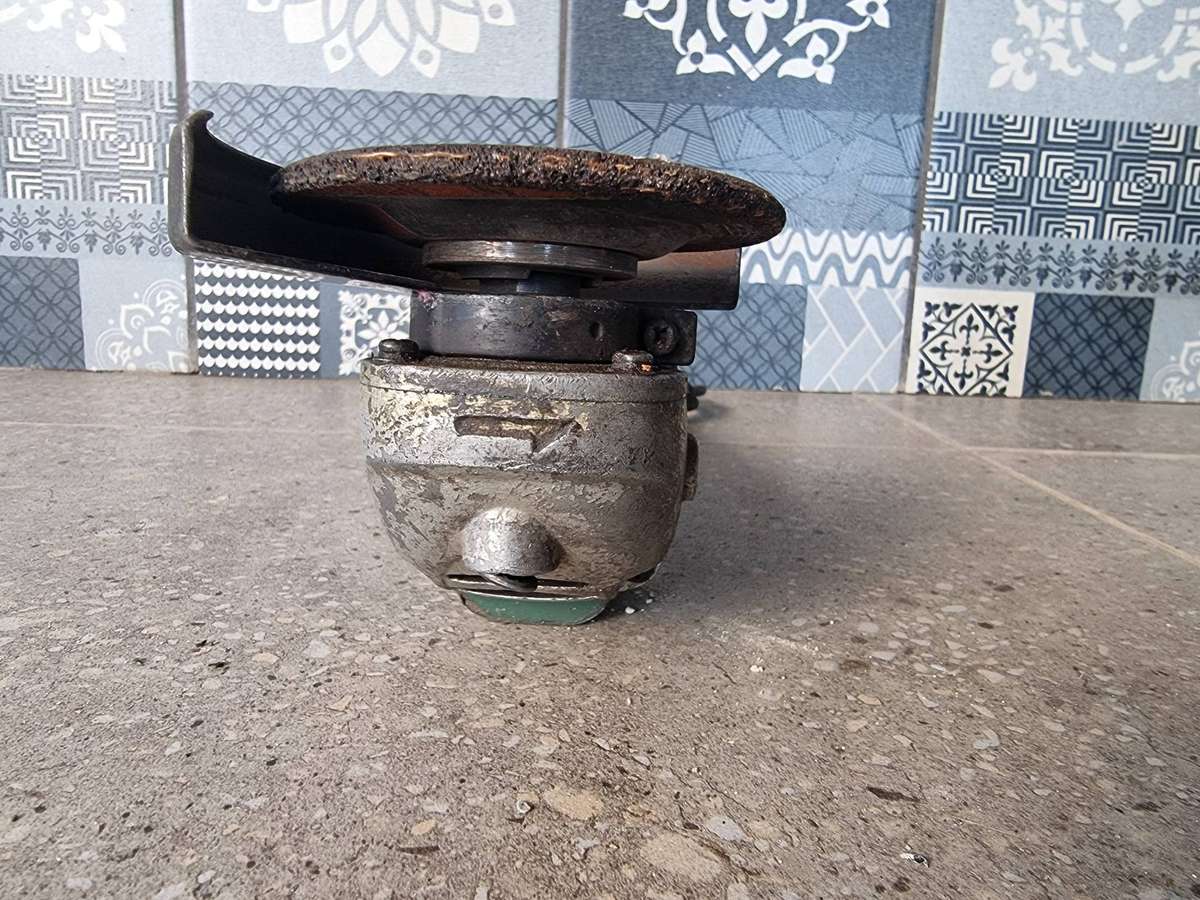 Ryobi 115mm Angle Grinder