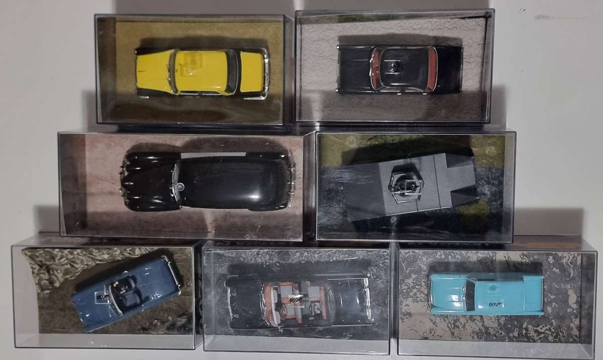 James Bond 007 Car Collection With Corresponding Magazine - Dr No