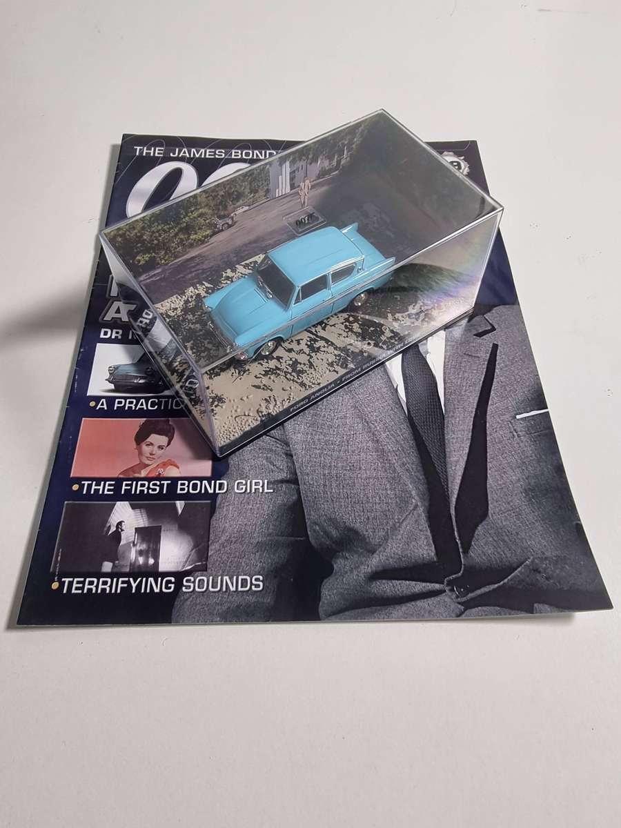 James Bond 007 Car Collection With Corresponding Magazine - Dr No