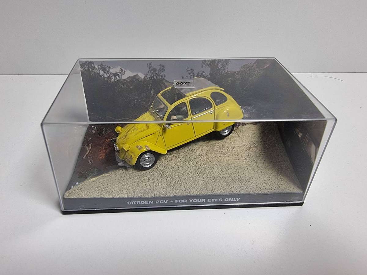 James Bond 007 Car Collection With Corresponding Magazine - Citroen 2CV #5