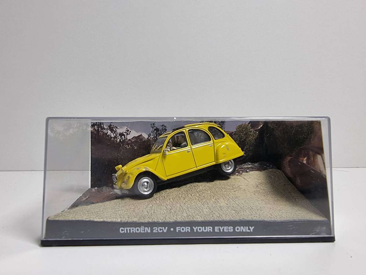 James Bond 007 Car Collection With Corresponding Magazine - Citroen 2CV #5