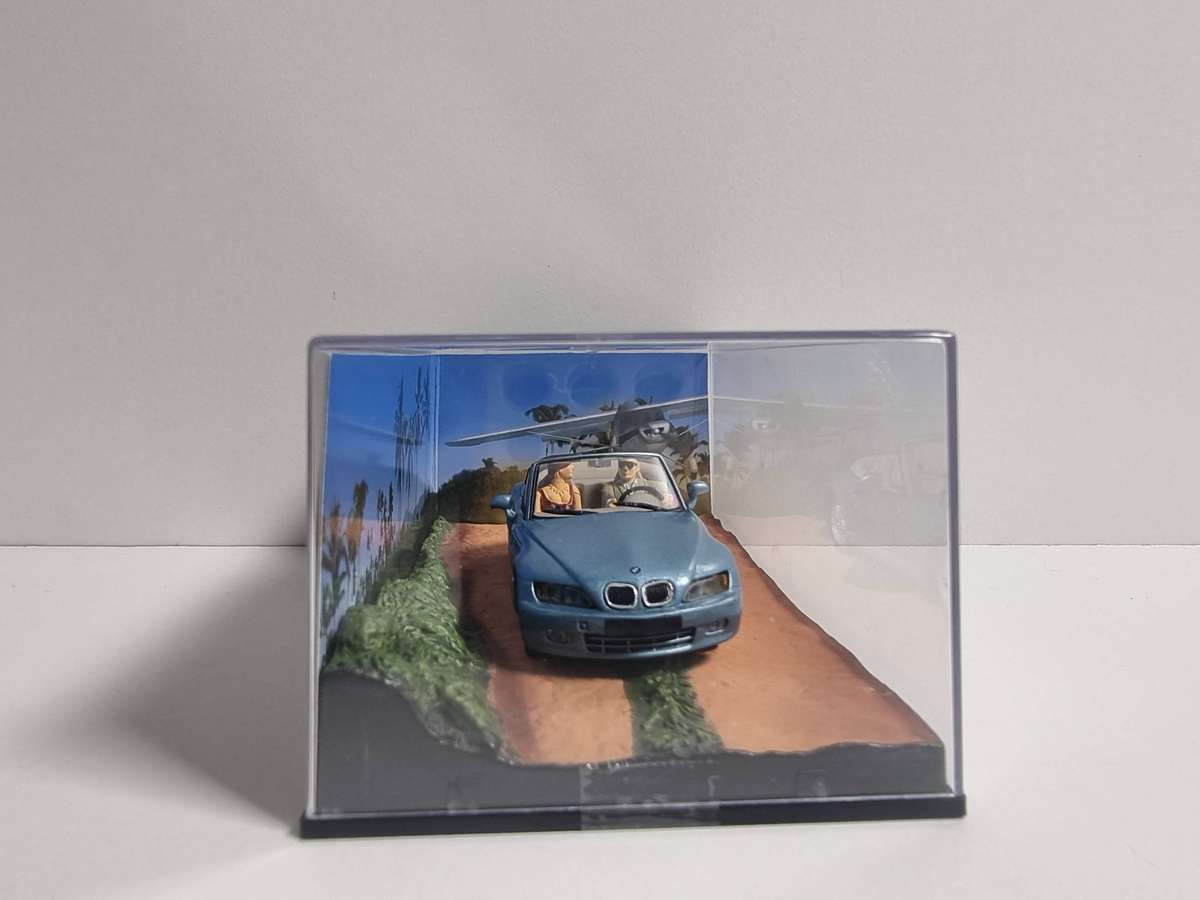James Bond 007 Car Collection With Corresponding Magazine - BMW Z3 #9