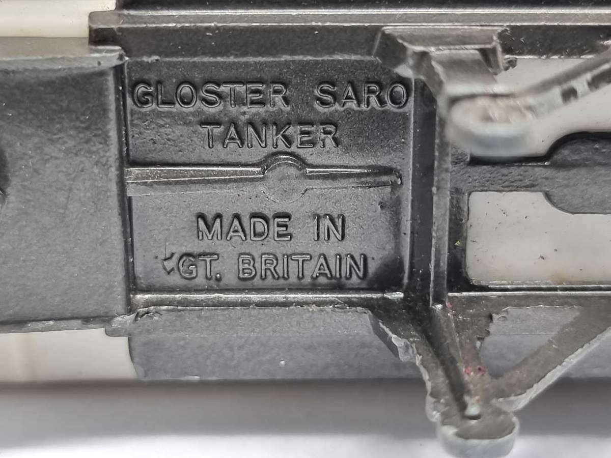 Corgi Juniors Whizzwheels Esso Mack R Series Esso Trailer Tanker.