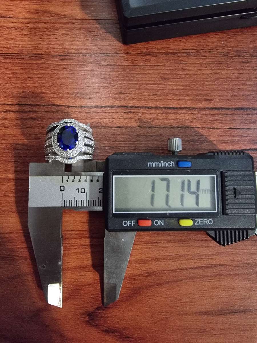 "Blue Sapphire CZ Oval Cut" 925 Sterling Silver Dress Ring. ( Genuine Silver. )