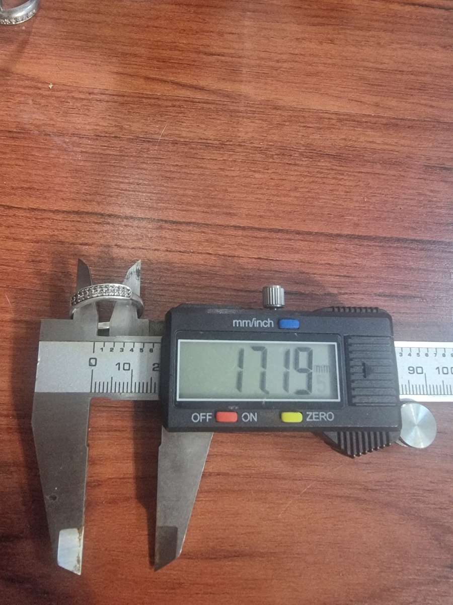 "ART DECO" CZ Stacking 925 Sterling Silver Ring.  ( Genuine Silver.)