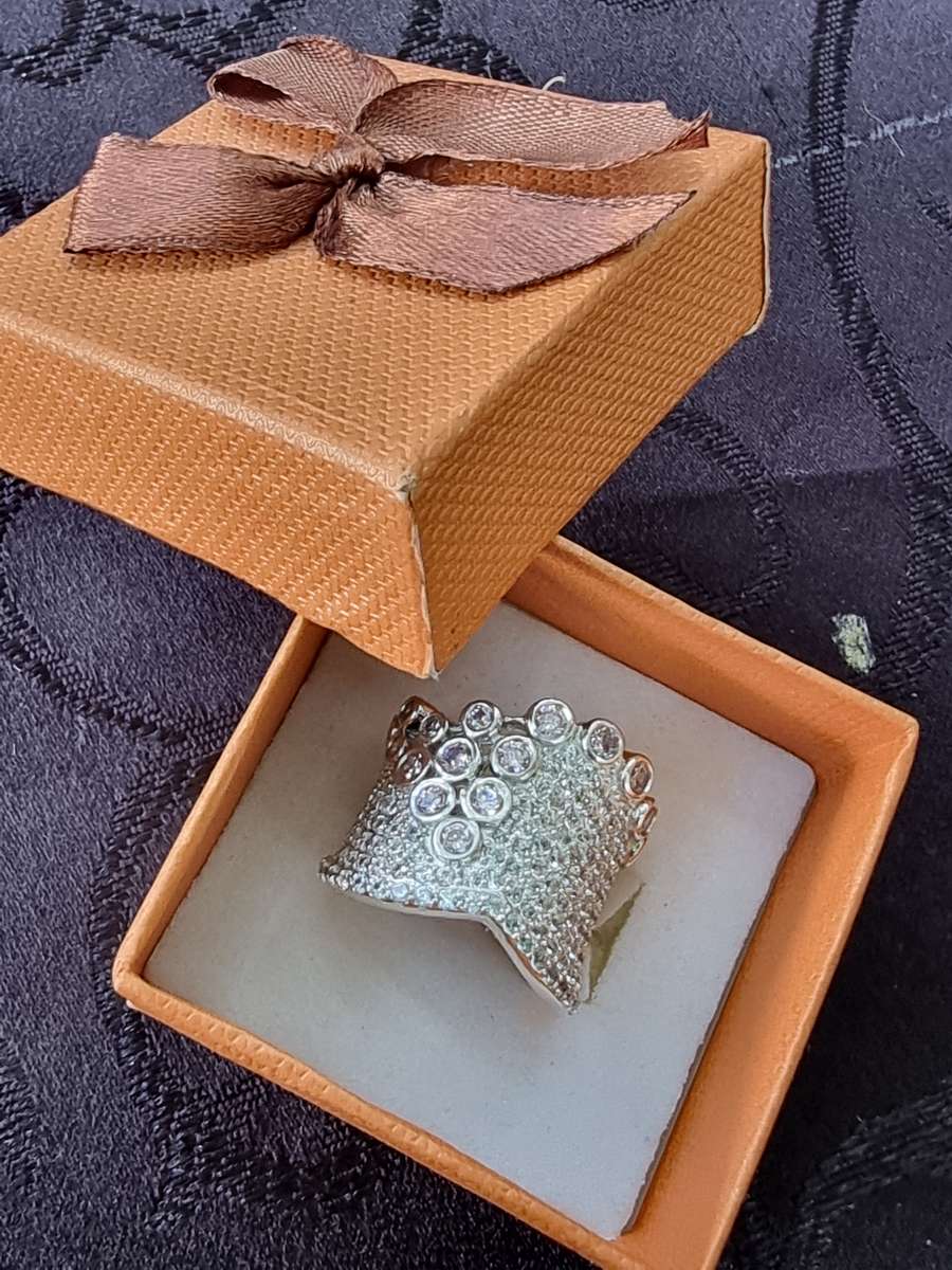 Pink and White CZ Designer 925 Sterling Silver Ring. ( Genuine Silver. )