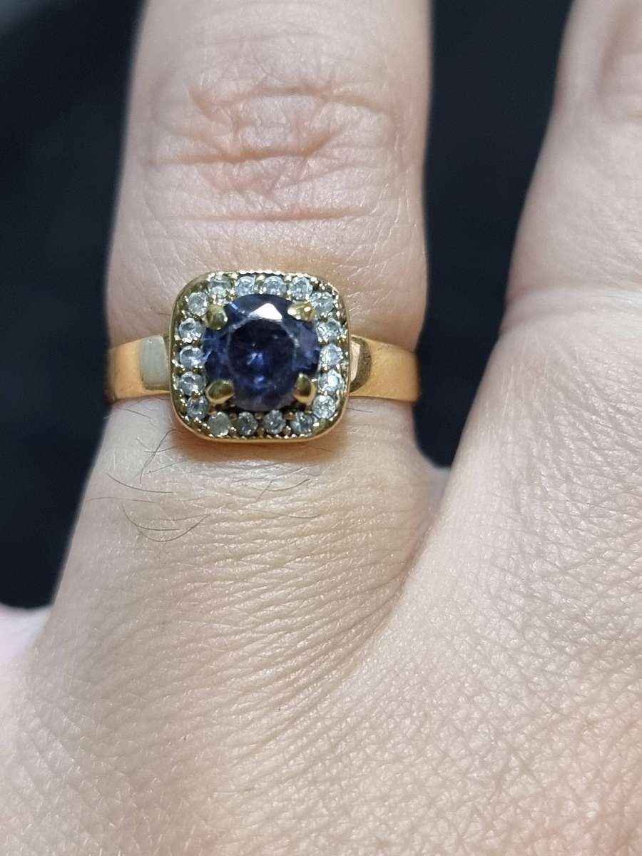Cushion Cut Sapphire 9CT Yellow Gold Ring. ( Genuine Gold. )