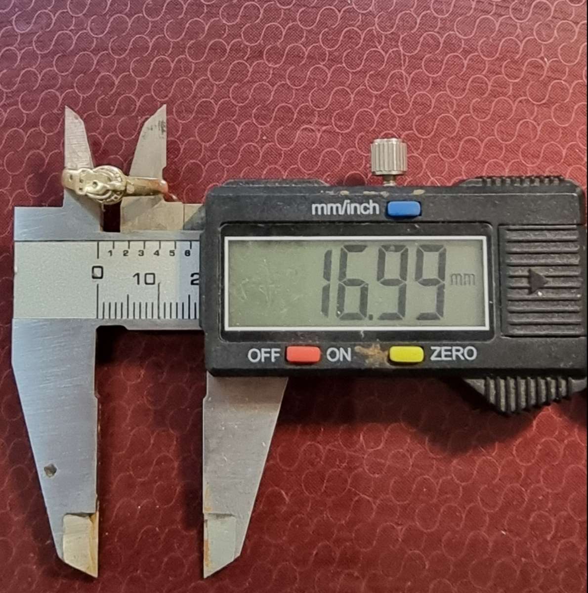 "BELT BUCKLE RING" 9CT Yellow Gold Pinky Ring. ( Genuine Gold. )