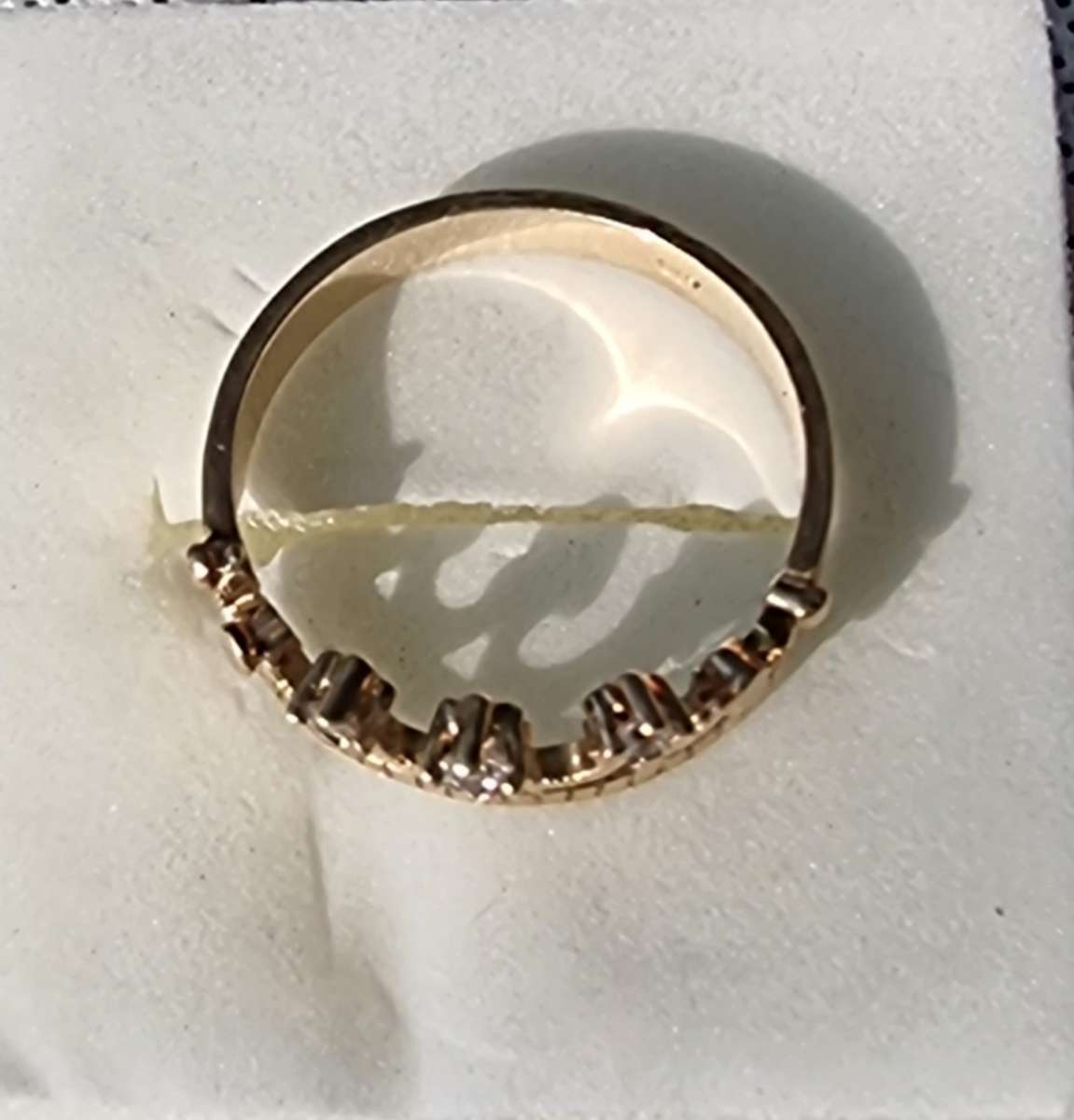 DESIGNER "CROWN and DIAMOND" 9CT Yellow Gold Ring.( Genuine Gold. )