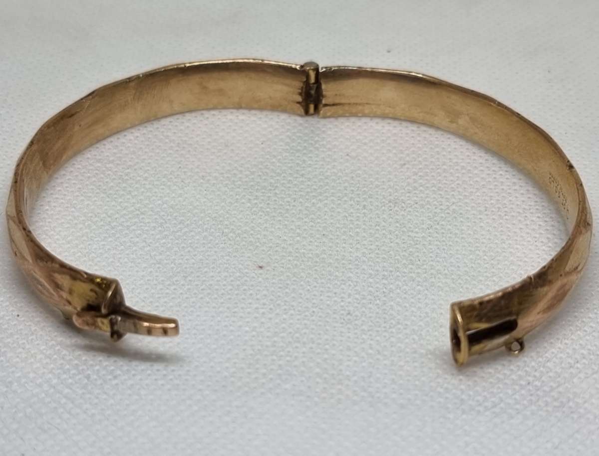 36.78 Grams Metal Cored "GOLD CUFF BANGLE "9CT