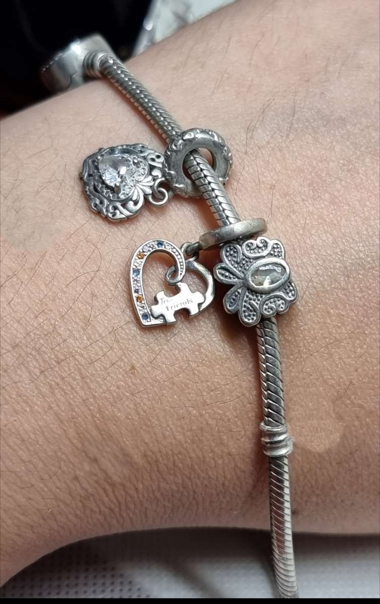 Movable" CHARM BRACELET "925 Sterling Silver. ( Genuine Silver. )