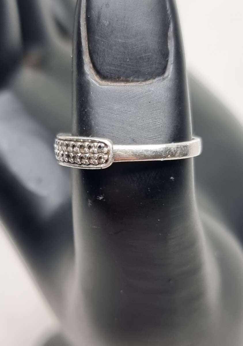 "ART DECO" CZ Stacking 925 Sterling Silver Ring.  ( Genuine Silver.)