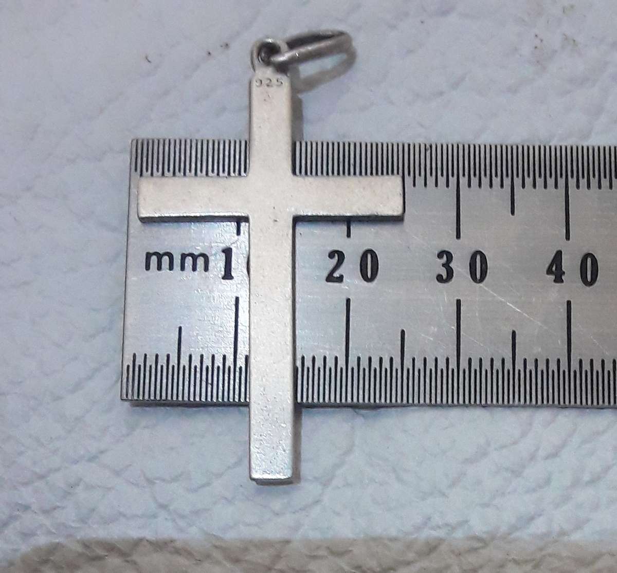 .925 Silver cross pendant 2,6 gr