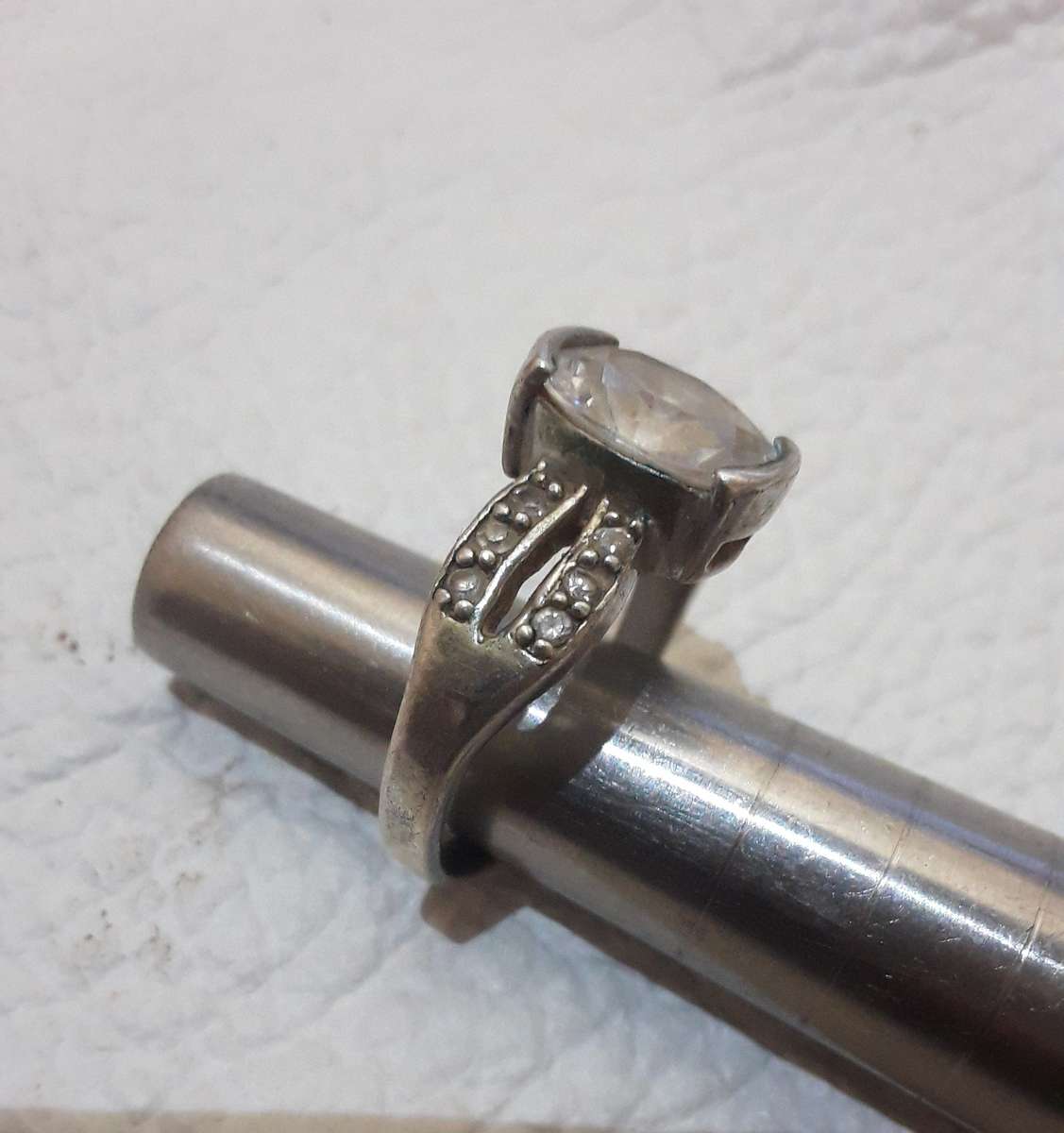 .925 Silver ladies ring 4.5 gr