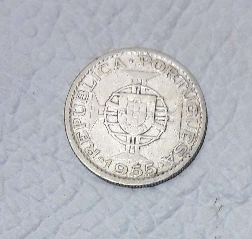 1955 Silver Mozambique 10 Escudos