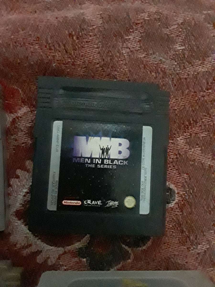 Rare Vintage Transparent Gameboy Colour with games