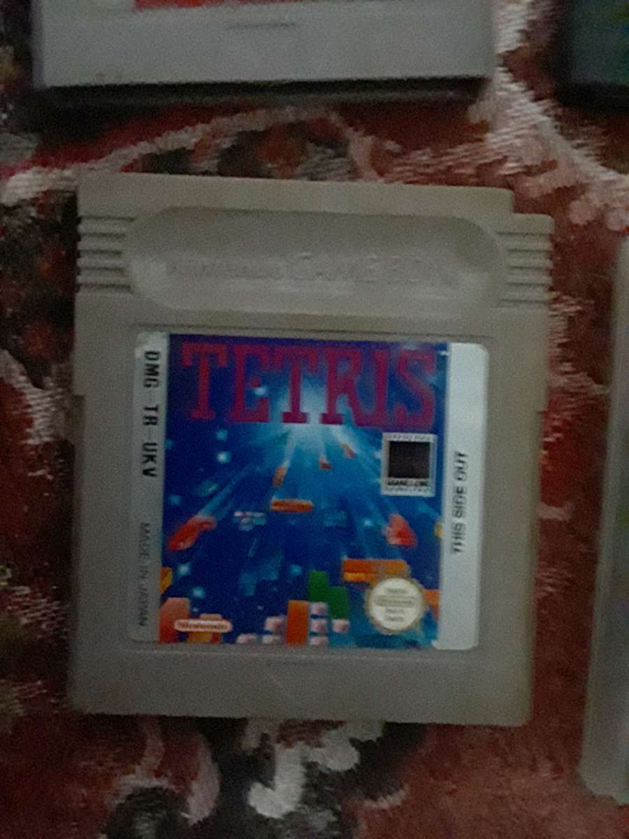 Rare Vintage Transparent Gameboy Colour with games