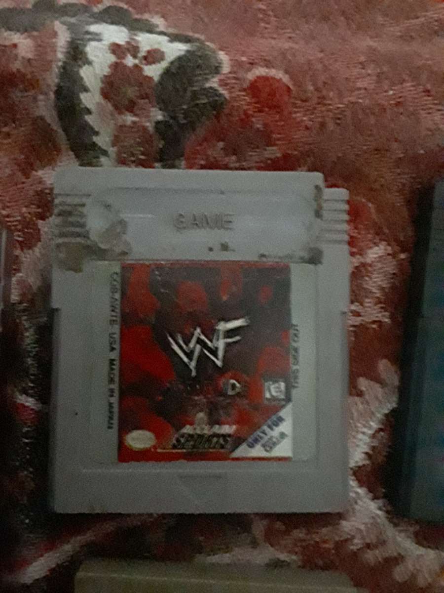 Rare Vintage Transparent Gameboy Colour with games