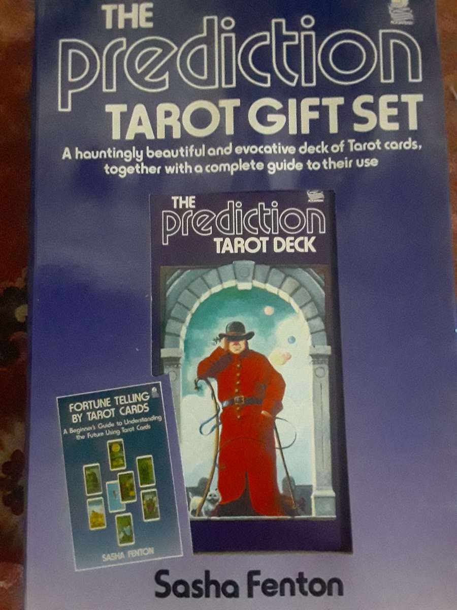 Shasha Fenton and Anthony Clarke Tarrot card bundle